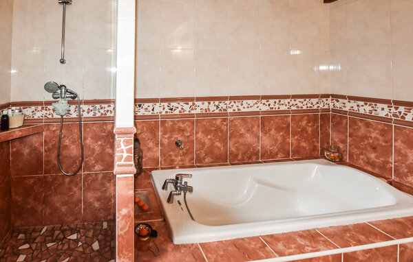 Location de vacances - Vallon-Pont-d'Arc , France - FRA327 702