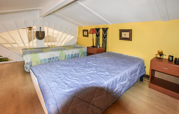 Location de vacances - Vallon-Pont-d'Arc , France - FRA327 602