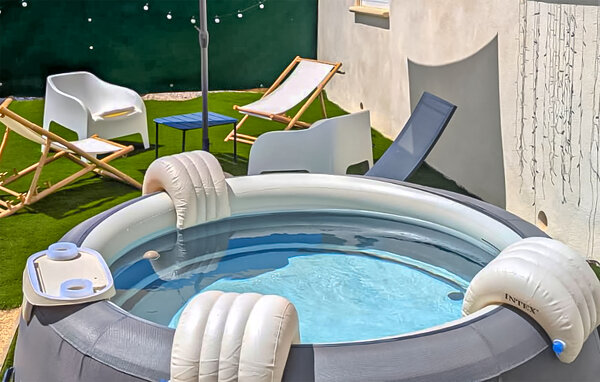 Semesterhus - Aubenas , Frankrike - FRA335 2