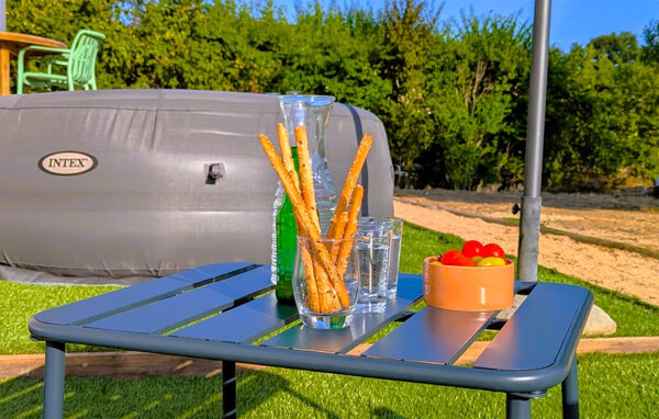 Semesterhus - Aubenas , Frankrike - FRA335 102