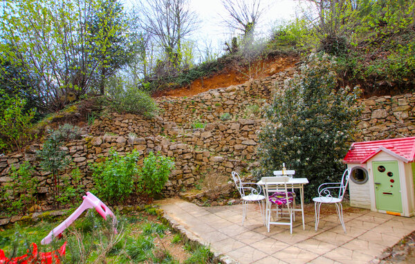 Location de vacances - St Julien du Gua , France - FRA336 101