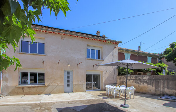 Semesterhus - St Just d' Ardèche , Frankrike - FRA340 81
