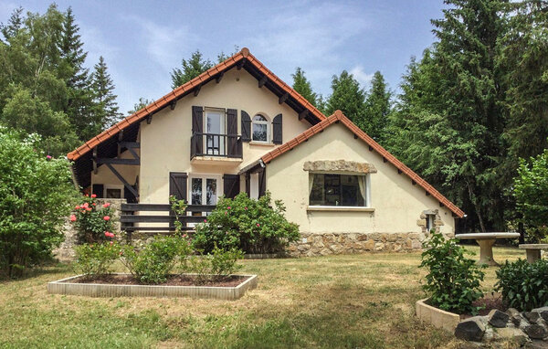 Feriehus - Lanarce , Frankrig - FRA349 1