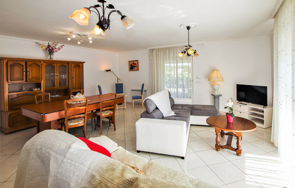 Location de vacances - Flachères , France - FRI024 3