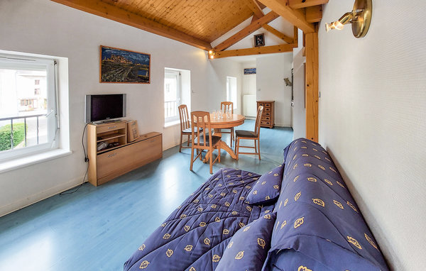 Apartment - Usson-en-Forez , France - FRL009 301