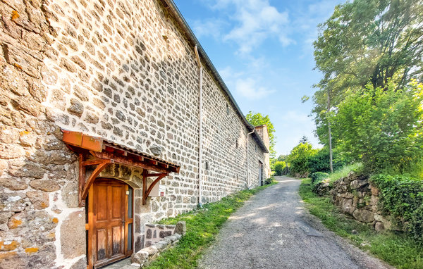 Holiday Home - Essertines-en-Châtelneuf , France - FRL012 8