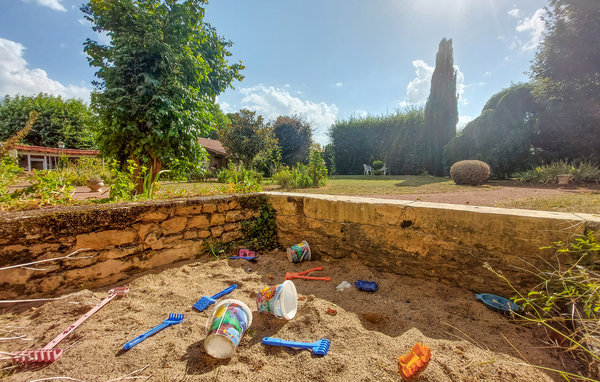 Location de vacances - Maison de Charme à Charlieu , France - FRL019 103