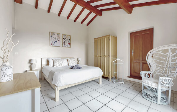 Holiday Home - Meyzieu , France - FRR009 601