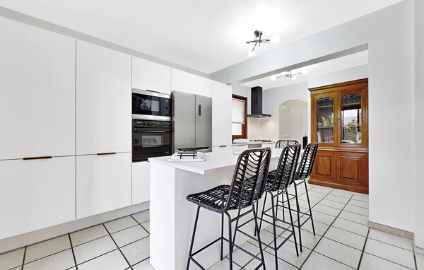 Holiday Home - Meyzieu , France - FRR009 401