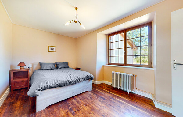 Vakantiehuis - Sarroux - Saint Julien , Frankrijk - FSC046 605