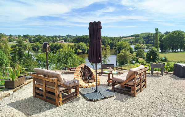 Location de vacances - Saint-Jal , France - FSC054 108