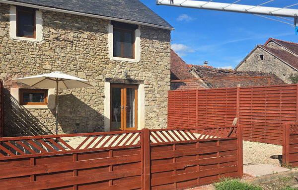 Holiday Home - Saint-Léger-Magnazeix , France - FSH059 1