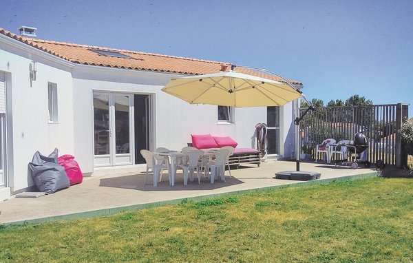 Location de vacances - St. Michel en l'Herm , France - FVE234 1