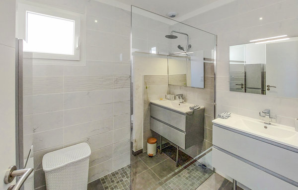 Location de vacances - Saint Vincent sur Jard , France - FVE371 701