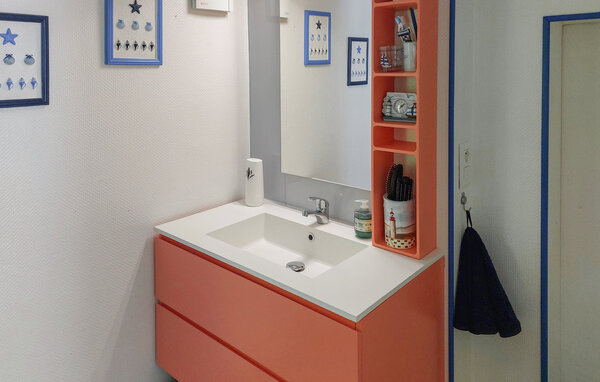 Semesterhus - Notre Dame de Monts , Frankrike - FVE394 701