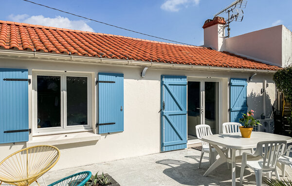 Holiday Home - Notre Dame de Monts , France - FVE394 1