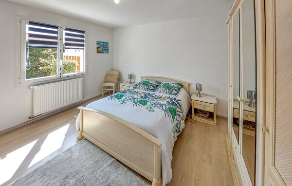Holiday Home - Notre Dame de Monts , France - FVE395 601