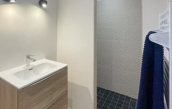 Holiday Home - L'île d'yeu , France - FVE396 702