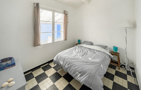 Holiday Home - L'île d'yeu , France - FVE396 602