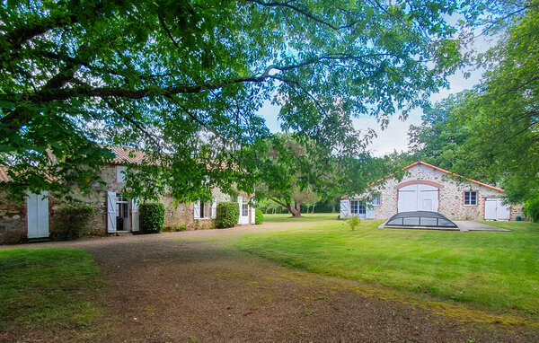 Casa de vacaciones - Nieul le Dolent , Francia - FVE400 13