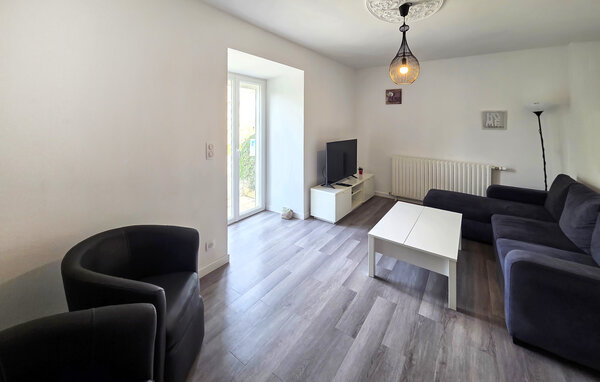 Semesterhus - Mouilleron Saint Germain , Frankrike - FVE458 2