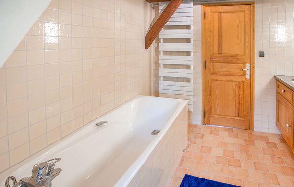 Holiday Home - Fontaine Guérin , France - FVM071 702