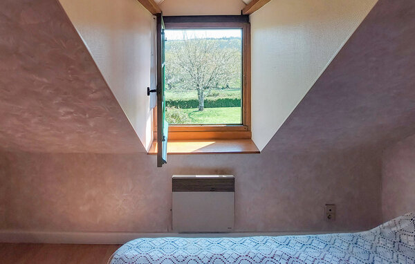 Holiday Home - Mont Saint Jean , France - FVS041 601