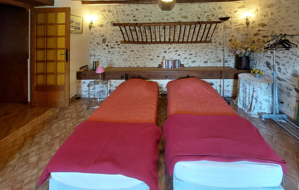 Holiday Home - Mont Saint Jean , France - FVS041 603
