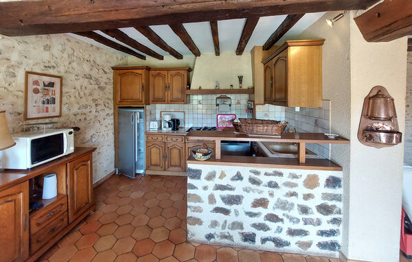 Holiday Home - Mont Saint Jean , France - FVS041 401