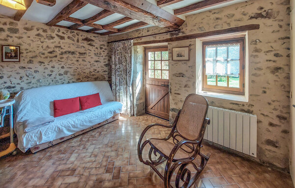 Holiday Home - Mont Saint Jean , France - FVS041 301