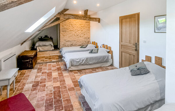 Holiday Home - PARENNES , France - FVS042 601