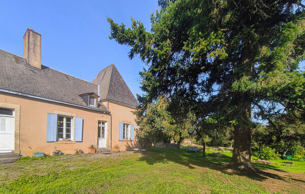 Holiday Home - PARENNES , France - FVS042 102