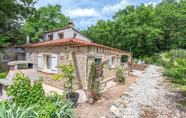 Holiday Home - Le Val , France - FVV160 1
