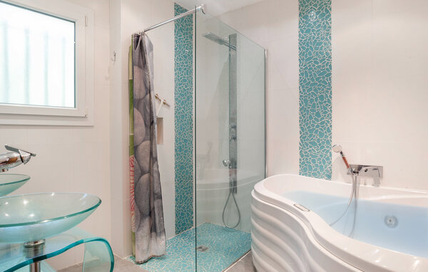 Location de vacances - Saint-Maximin-la-Sainte-Baume , France - FVV168 702