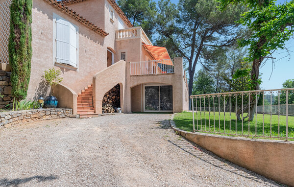 Location de vacances - Saint-Maximin-la-Sainte-Baume , France - FVV168 9