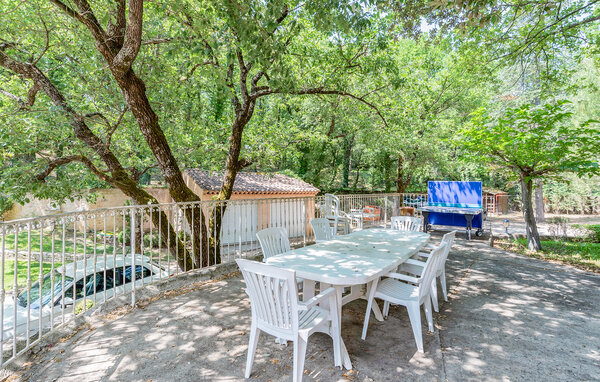 Location de vacances - Saint-Maximin-la-Sainte-Baume , France - FVV168 103