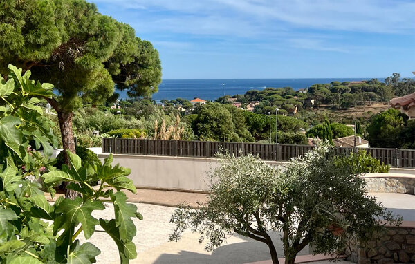 Location de vacances - Les Issambres , France - FVV169 2