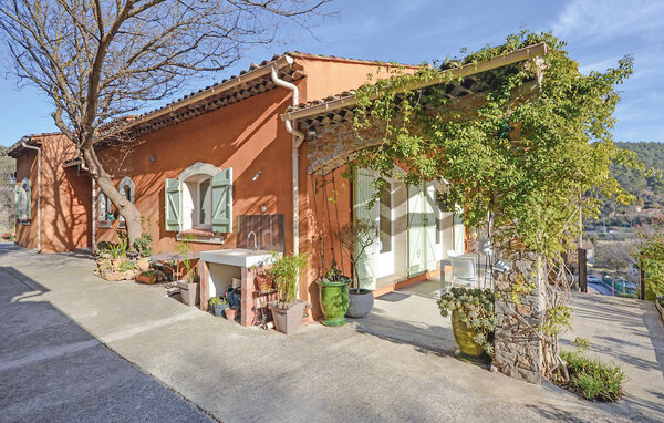 Holiday Home - Sollies-Toucas , France - FVV194 81