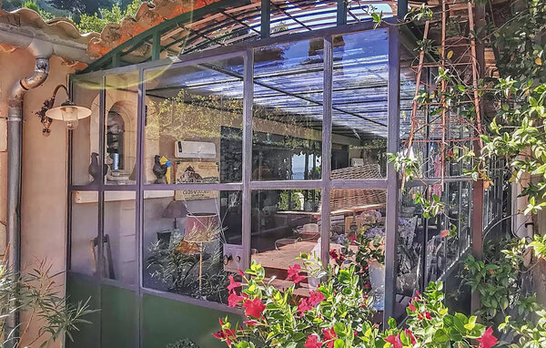 Location de vacances - Le Beausset , France - FVV214 102