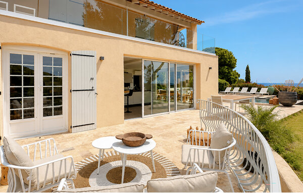Holiday Home - Cavalaire-sur-Mer , France - FVV244 101
