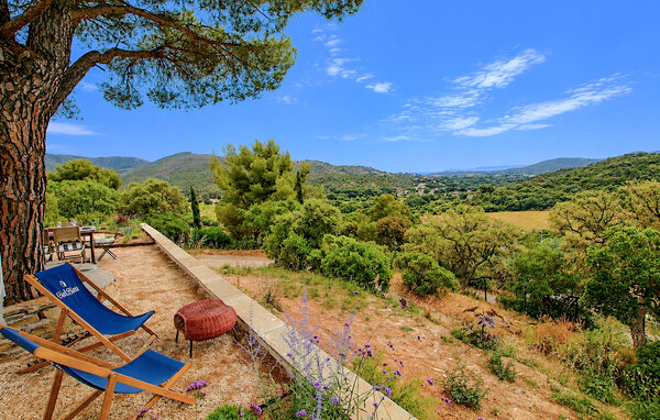 Location de vacances - Bormes les Mimosas , France - FVV248 103