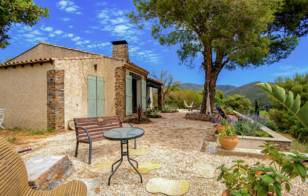 Location de vacances - Bormes les Mimosas , France - FVV248 104
