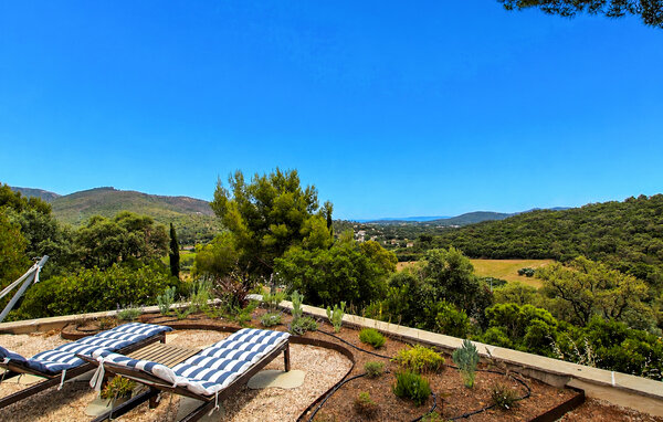 Location de vacances - Bormes les Mimosas , France - FVV248 105