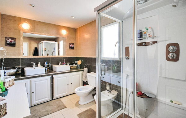 Vakantiehuis - FREJUS , Frankrijk - FVV254 702