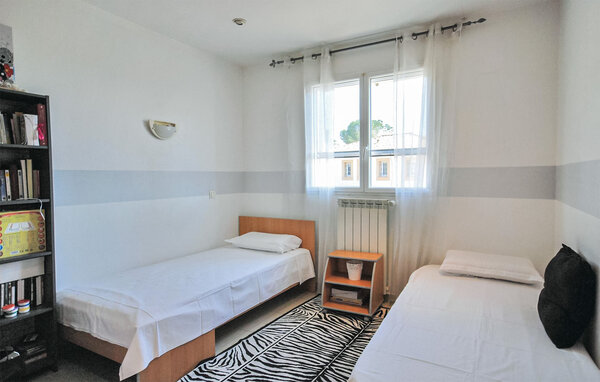 Vakantiehuis - FREJUS , Frankrijk - FVV254 604