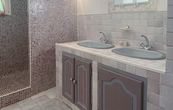 Location de vacances - Villa DEL CARMEN , France - FVV259 701