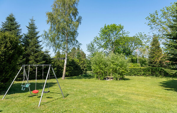 Holiday Home - Elkenøre Strand/Marielyst , Denmark - G0260 110