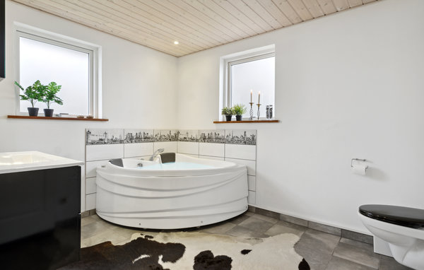 Feriehuse - Hou , Danmark - G11233 704