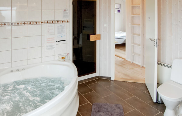Semesterhus - Spodsbjerg , Danmark - G11304 702