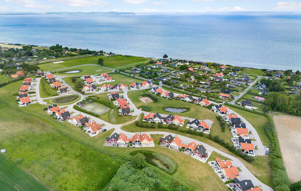 Holiday Home - Bro Strand , Denmark - G51102 2